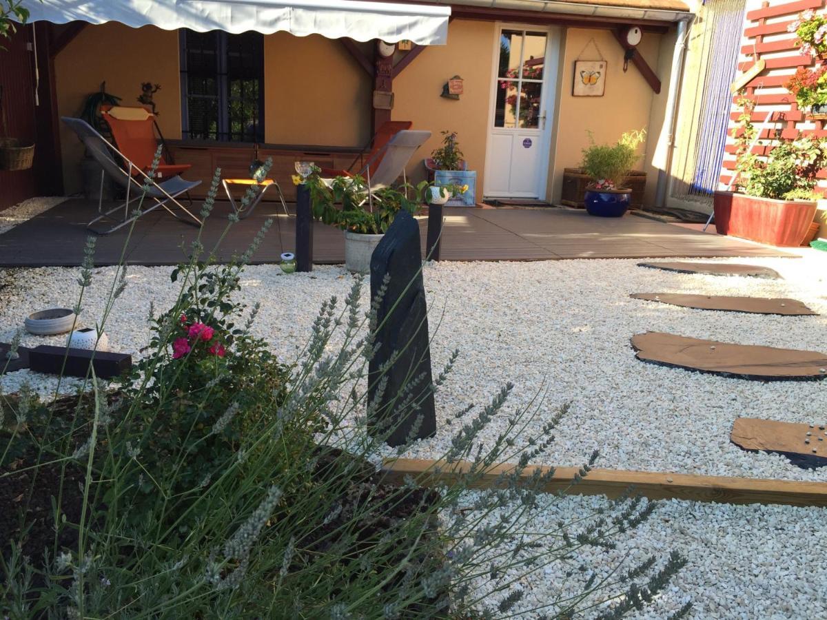 Вилла Le Jardin De Theleme "Charme Discret Pour Un Nid Douillet" Mazille Экстерьер фото